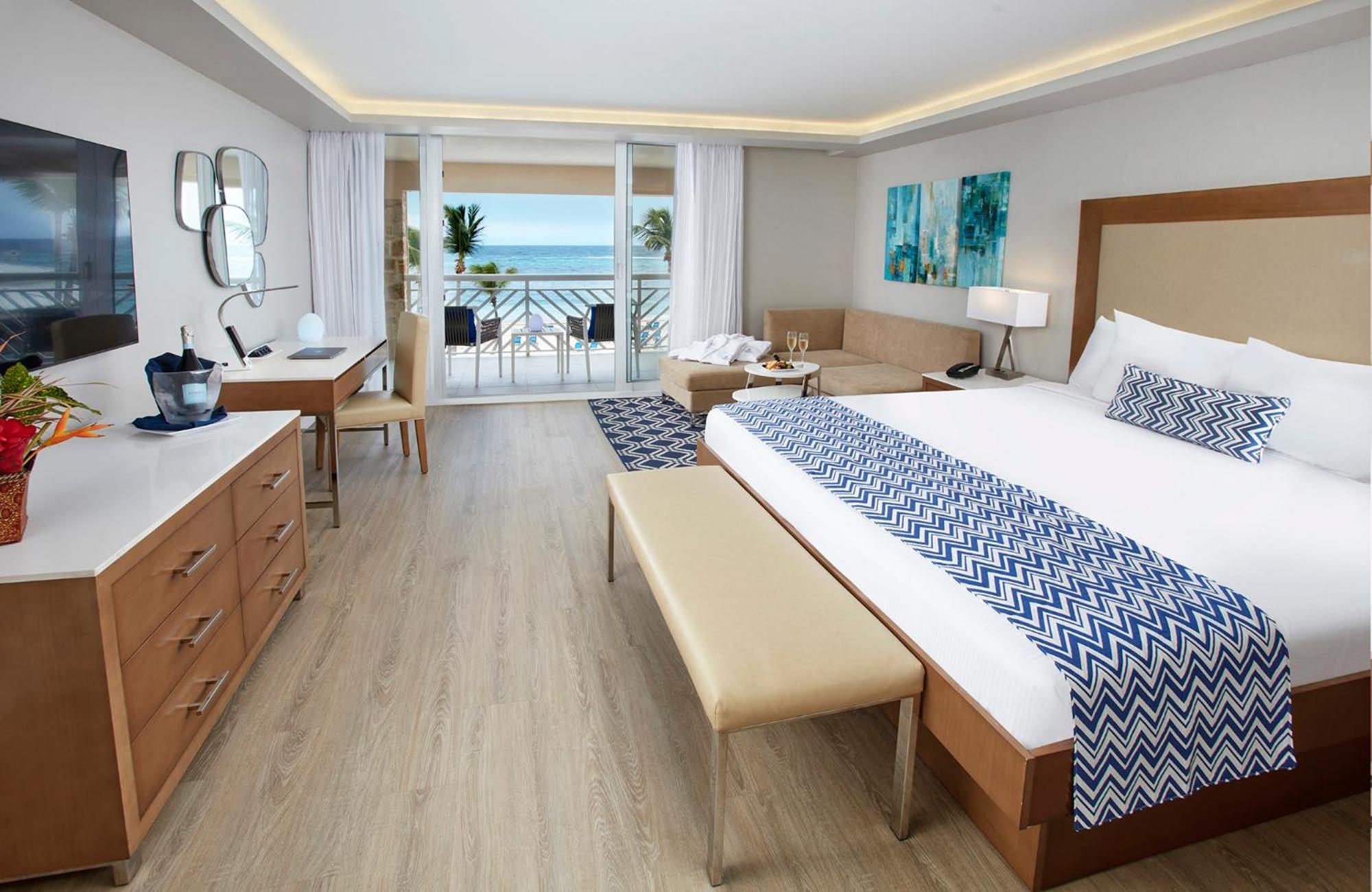 Отель Oceans At Divi Carina Bay - Adults Only Кристианстед Экстерьер фото